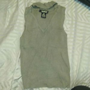 V neck and choker style tank top